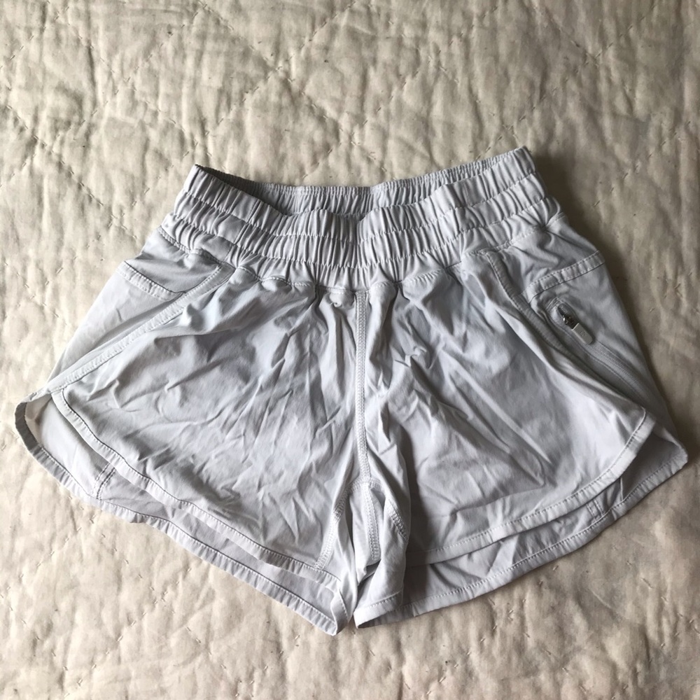 Lululemon tracker shorts
